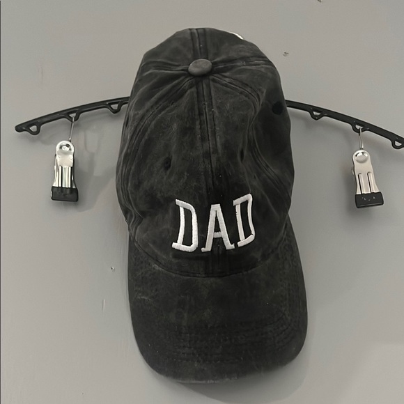 Black 'Dad' Cap - Picture 1 of 4